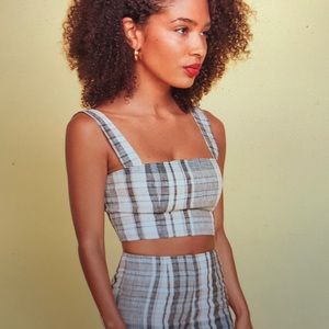 LOOKING for Reformation Vio Top